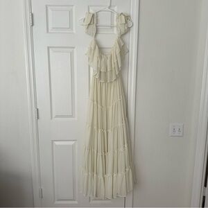 Lulus off the shoulder ruffled maxi dress